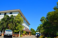 Silver Gold Garden Suvarnabhumi Airport 