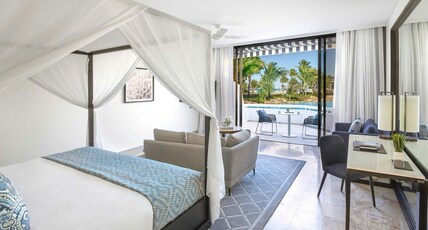 InterContinental Hayman Island Resort Room Type - 1 King Premium Lagoon View InterContinental Hayman Island Resort Room Type - 1 King Premium Lagoon View