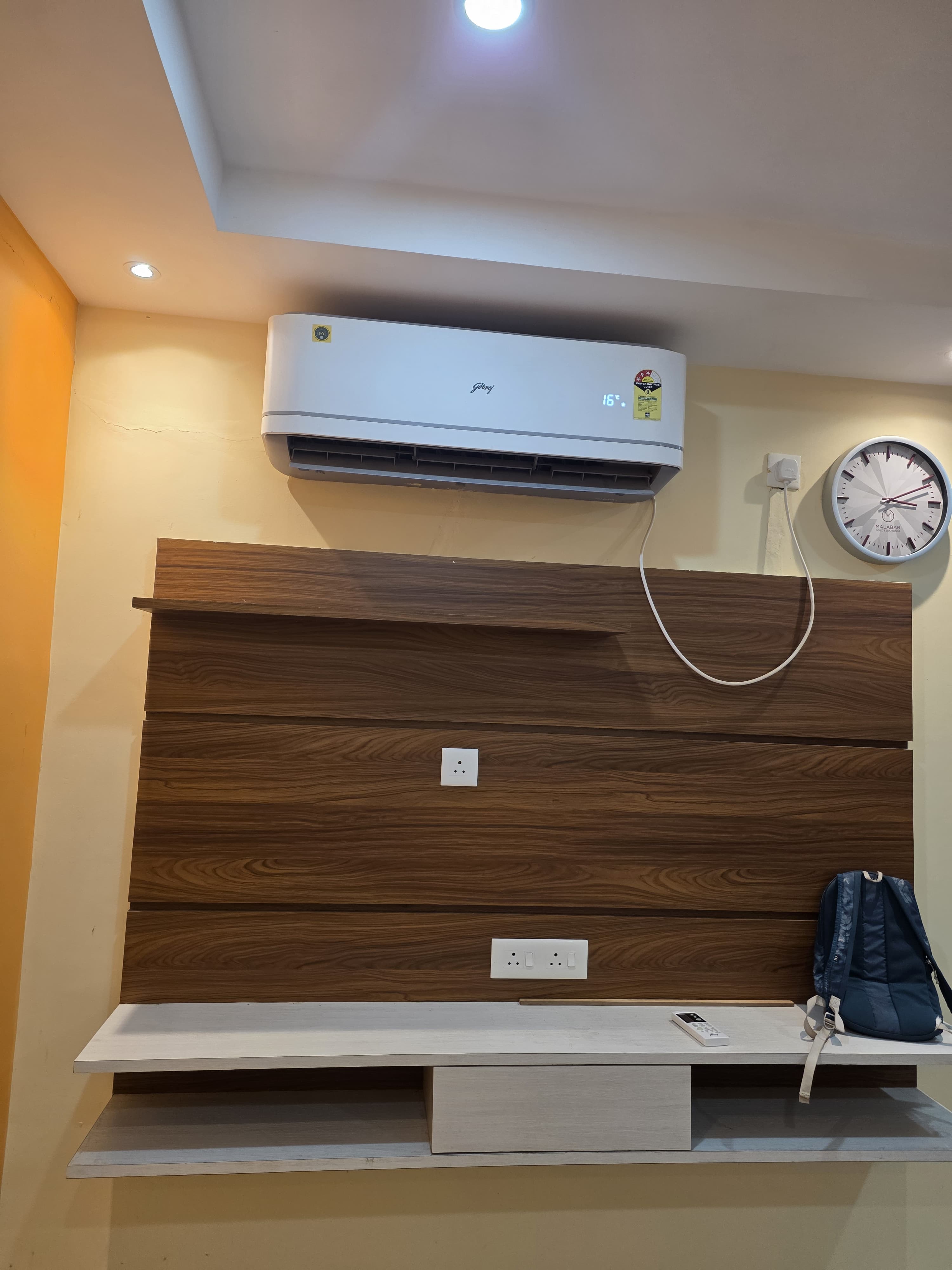 Shree Kshetra Stay | Entire Studio Apartment - Tap to explore photos