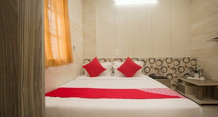 Capital O Priyanshu Room Type - Saver Double