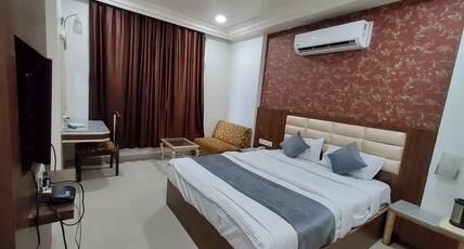 Hotel Venus International Room Type - Royal AC Room Hotel Venus International Room Type - Royal AC Room