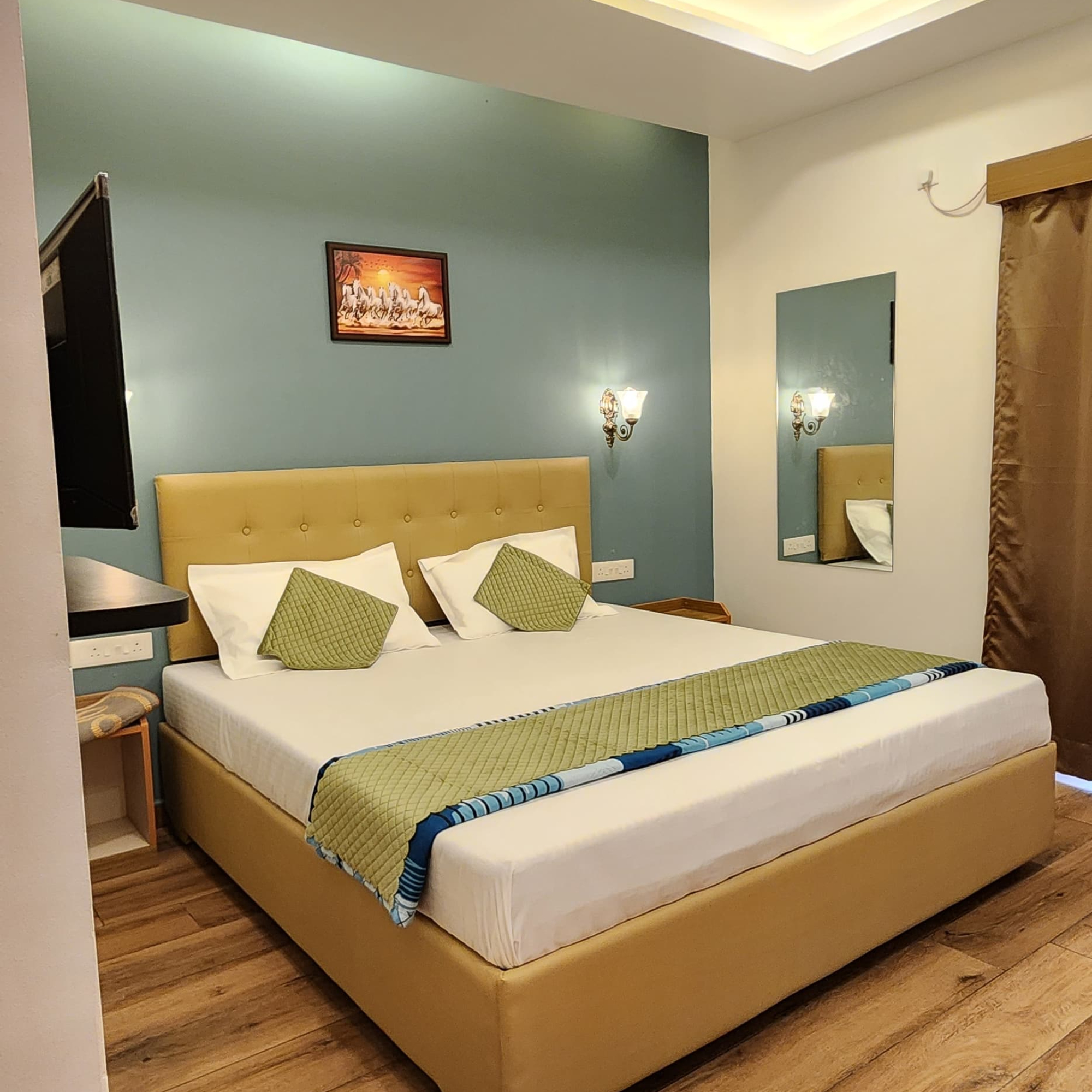 Arooba Residency Calangute Room Type - Deluxe Room With Balcony