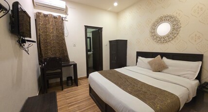 Hotel La Casa @ Har-ki-Pauri Road Room Type - Standard Room