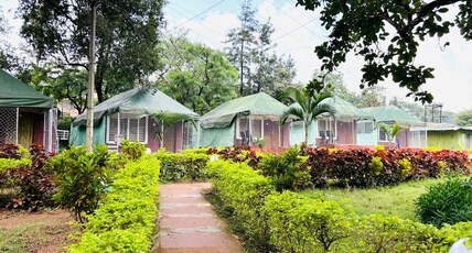 WOODLAND Room Type - AC Swiss Deluxe Cottage Tent