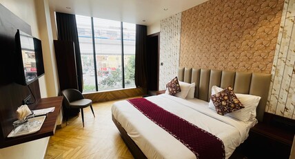 HOTEL BABA'S INN- KIRTI NAGAR Room Type - Suite Room With City View