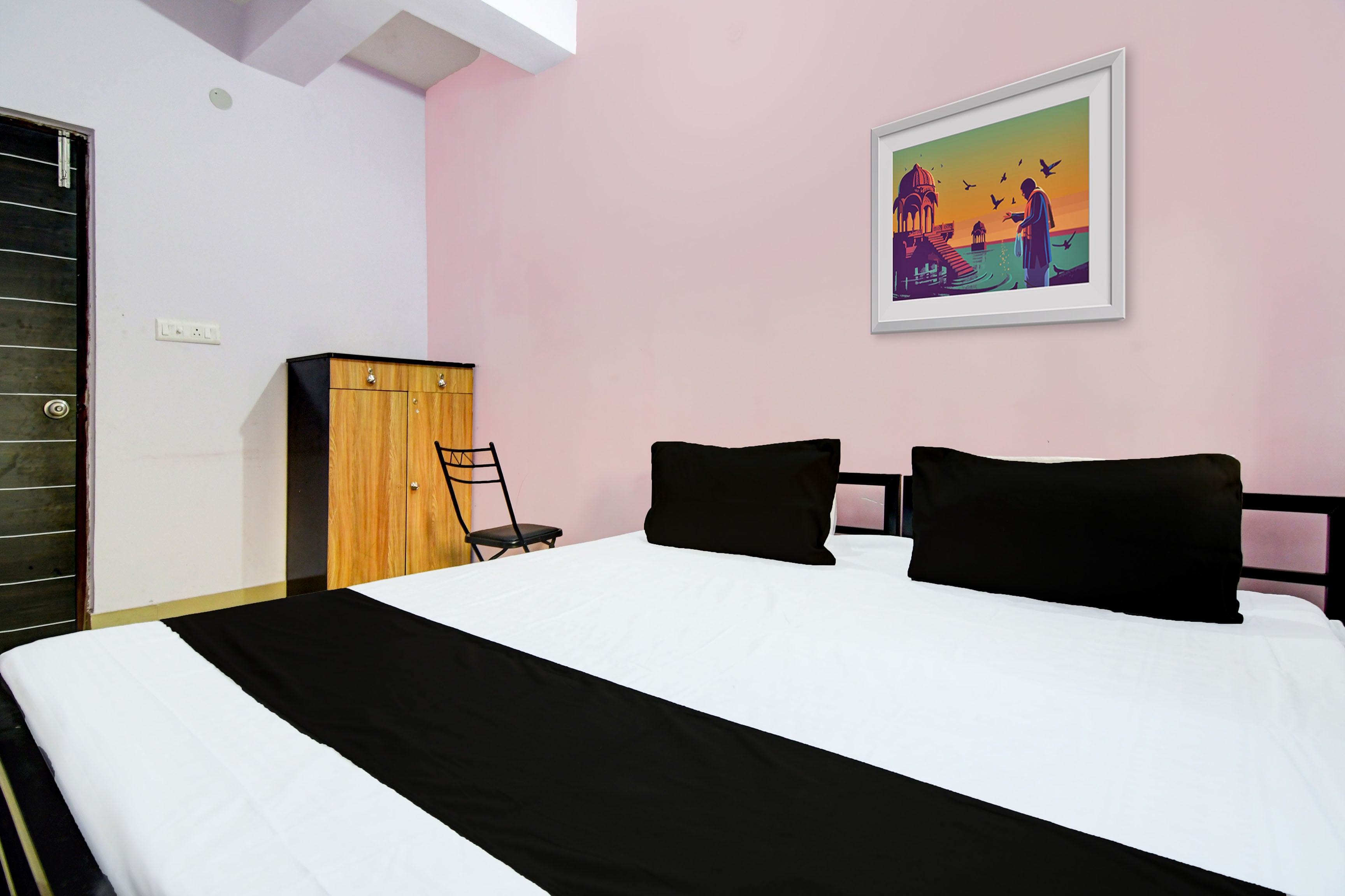 Hotel O DA Guest Home - Tap to explore photos