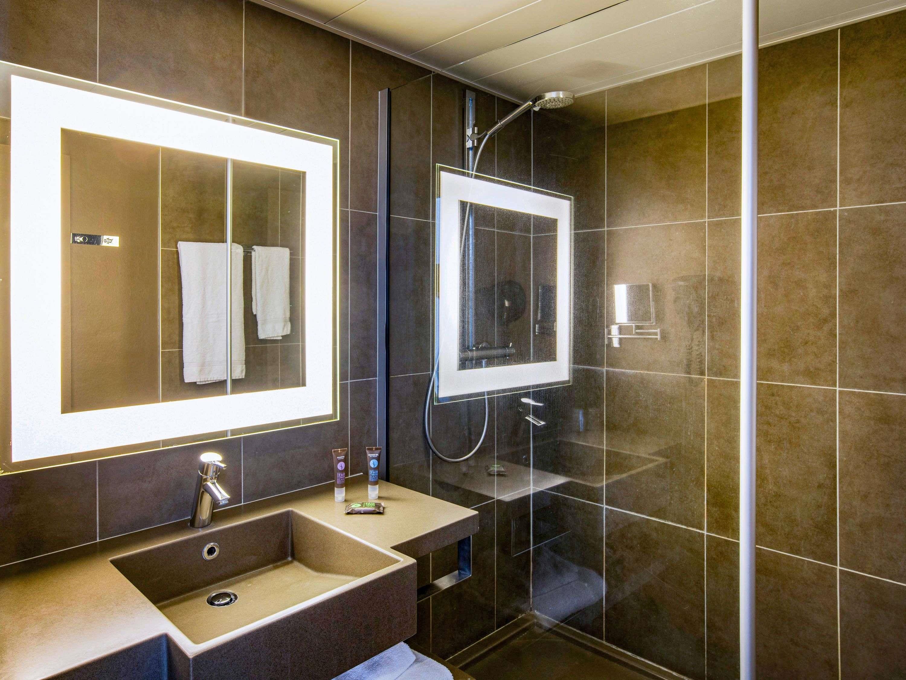 Novotel Le Mans - Tap to explore photos