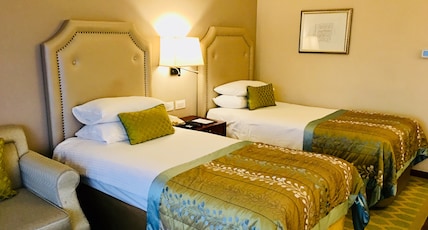 Taj Samudra, Colombo Room Type - Deluxe Room City Facing Twin Bed Taj Samudra, Colombo Room Type - Deluxe Room City Facing Twin Bed