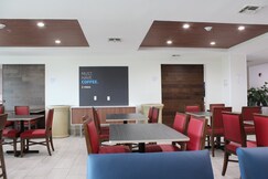 Holiday Inn Express & Suites SAN ANTONIO-WEST(SEAWORLD AREA