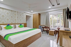 Treebo Chandraprasth Residency