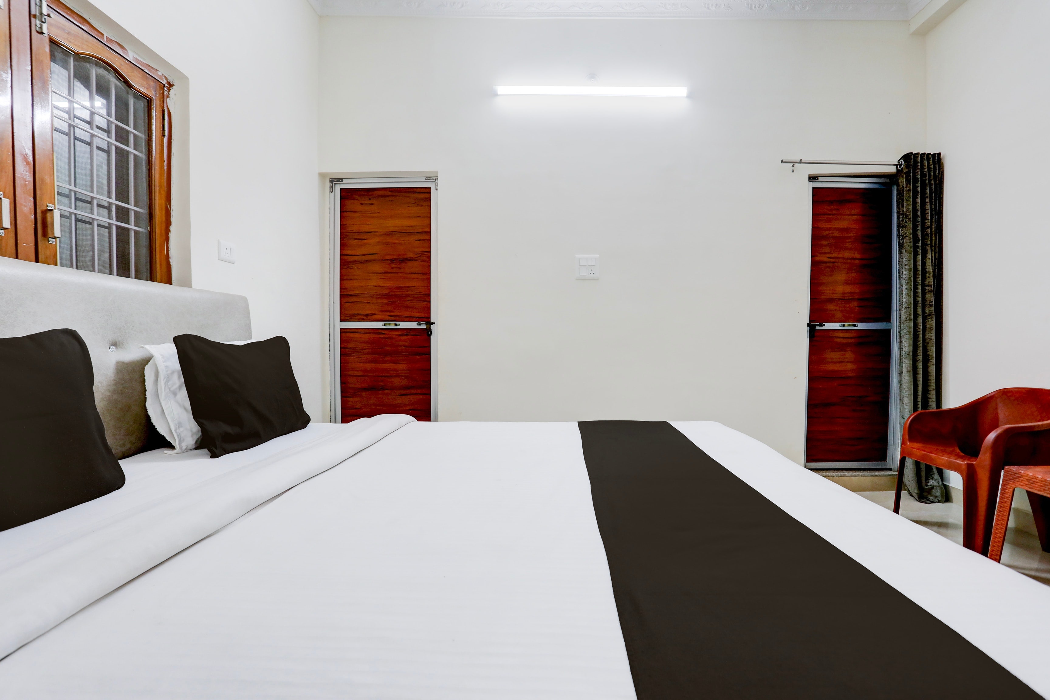 Hotel O Ayushman - Tap to explore photos
