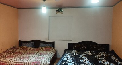 Kashmir himalayan hawks homestay Room Type - Hill view room