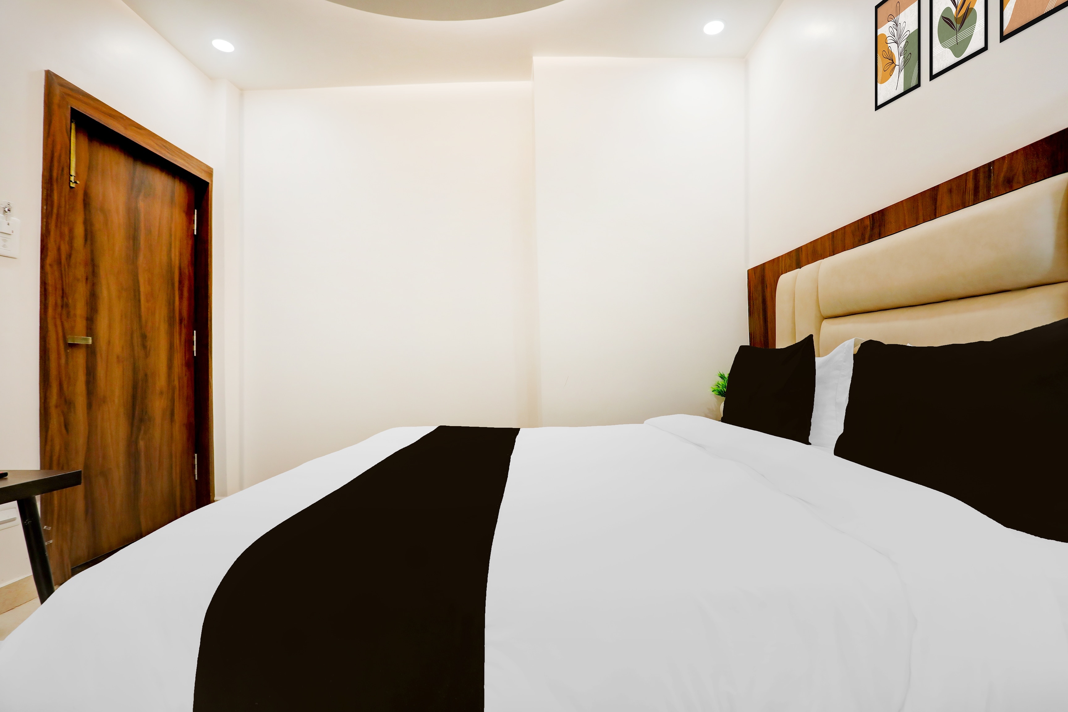 Hotel O Shree Madhav Hotel - Tap to explore photos