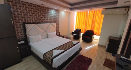 Hotel Rahi Room Type - Super Deluxe AC Room