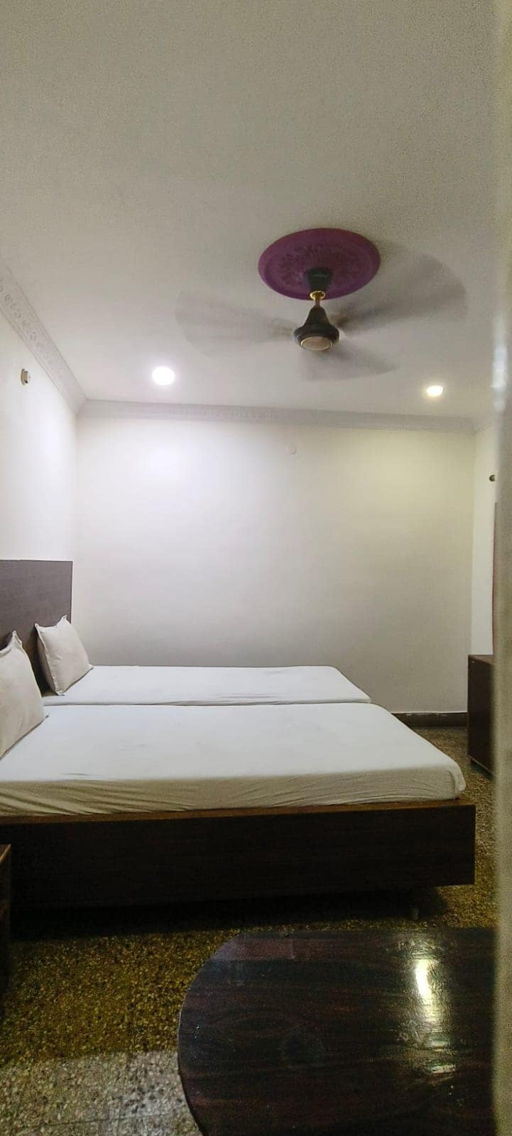 SRI BRUNDAVAN LODGE, VIJAYAWADA - Tap to explore photos