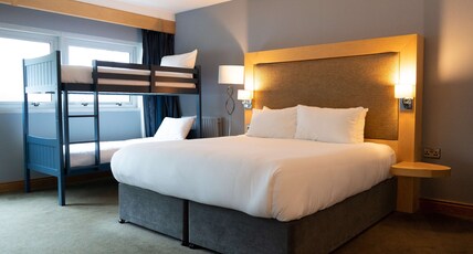 Radisson Blu Hotel, Cork Room Type - Family Room with Bunk Beds
