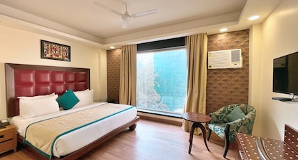 The Grand Orion - Kailash Colony Room Type - Deluxe Double or Twin Room The Grand Orion - Kailash Colony Room Type - Deluxe Double or Twin Room