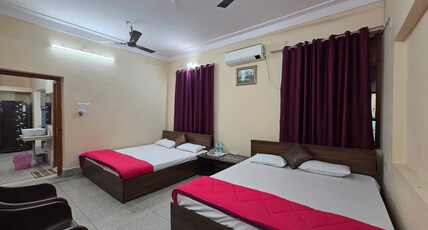 Krishnas Homestay Room Type - Double Deluxe Bedroom
