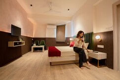 Jai Guru Hotel