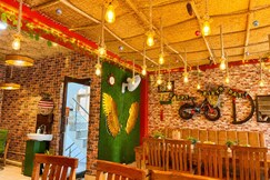 Hotel CV Lounge Dal Lake