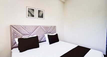 Hotel O Midwaytreat Burhanpur Room Type - Classic
