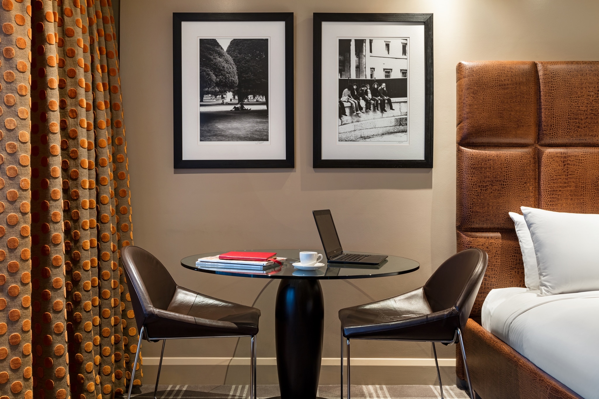 Radisson Blu Hotel, London Heathrow - Tap to explore photos