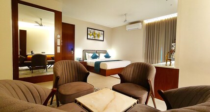 RADIANCE HOTEL Room Type - Club Suite RADIANCE HOTEL Room Type - Club Suite