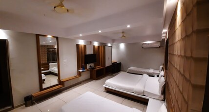 Hotel Ravi Raj Room Type - Superior Deluxe Or Twin Room