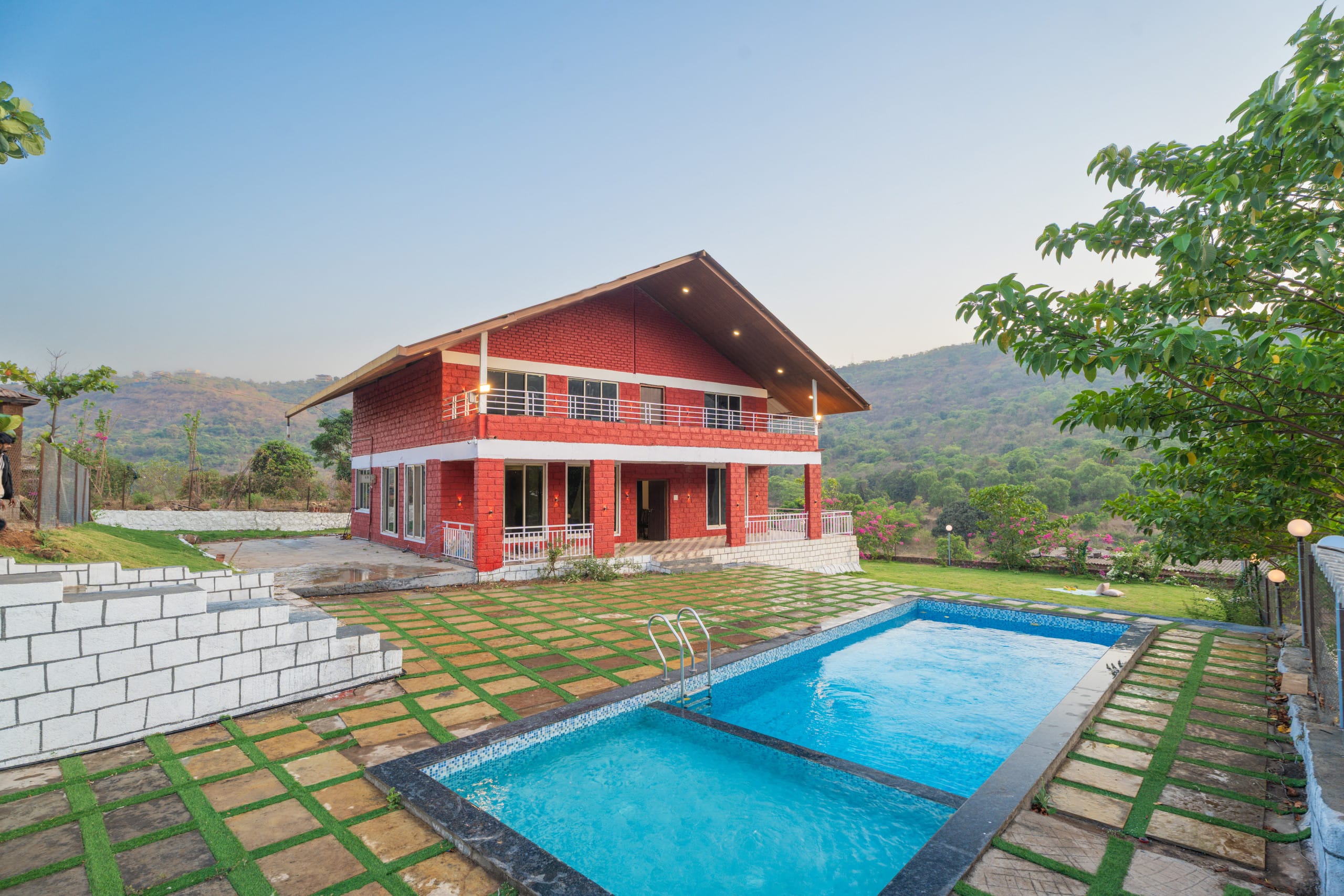 Red Baddie 5BHK villa near Pawna amarja Hills - Tap to explore photos