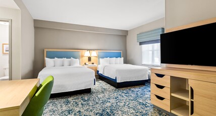 Hampton Inn & Suites St. Petersburg/Downtown Room Type - 2 QUEENS STUDIO STD STE