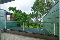 Luxury Suite by Aashiyaaana