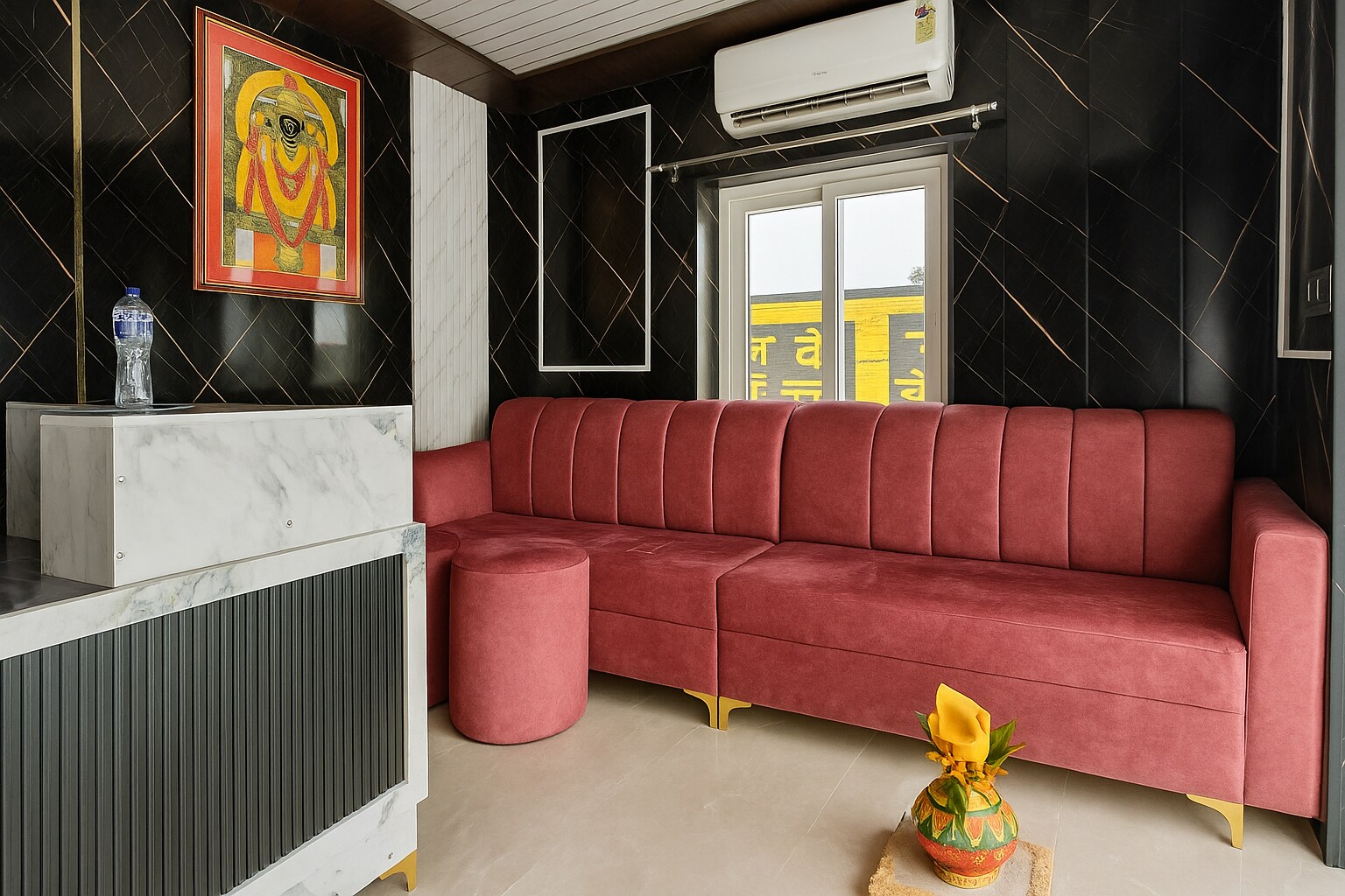 Hotel Devraaj Palace - Tap to explore photos