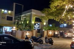 Royal Stay Guesthouse - Beach Road