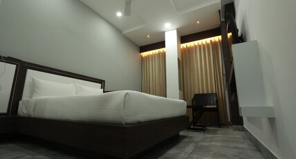 Hotel Abooz Room Type - Suite Room