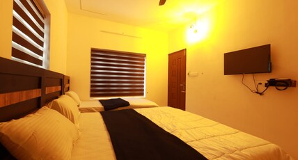 SR Meridian | Near Padmanabhaswami temple Room Type - 3 Sharing Room