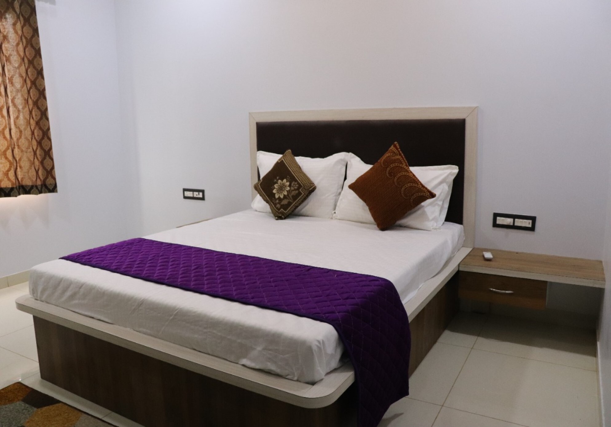 Ramdev Hotel And Restaurant - Tap to explore photos