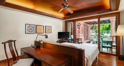 Centara Grand Beach Resort Phuket Room Type - Deluxe Suite Private Pool King