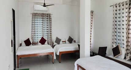 Shyam Resort Room Type - AC Six Bed Room