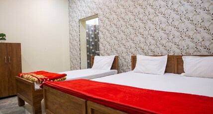 Rahul Guest House Room Type - Premium Family Room (Non-AC, 4 Guests) Rahul Guest House Room Type - Premium Family Room (Non-AC, 4 Guests)