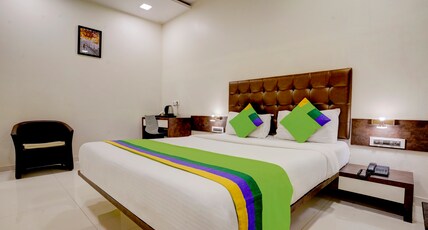 Treebo Blue Moon Powai Room Type - Standard Room