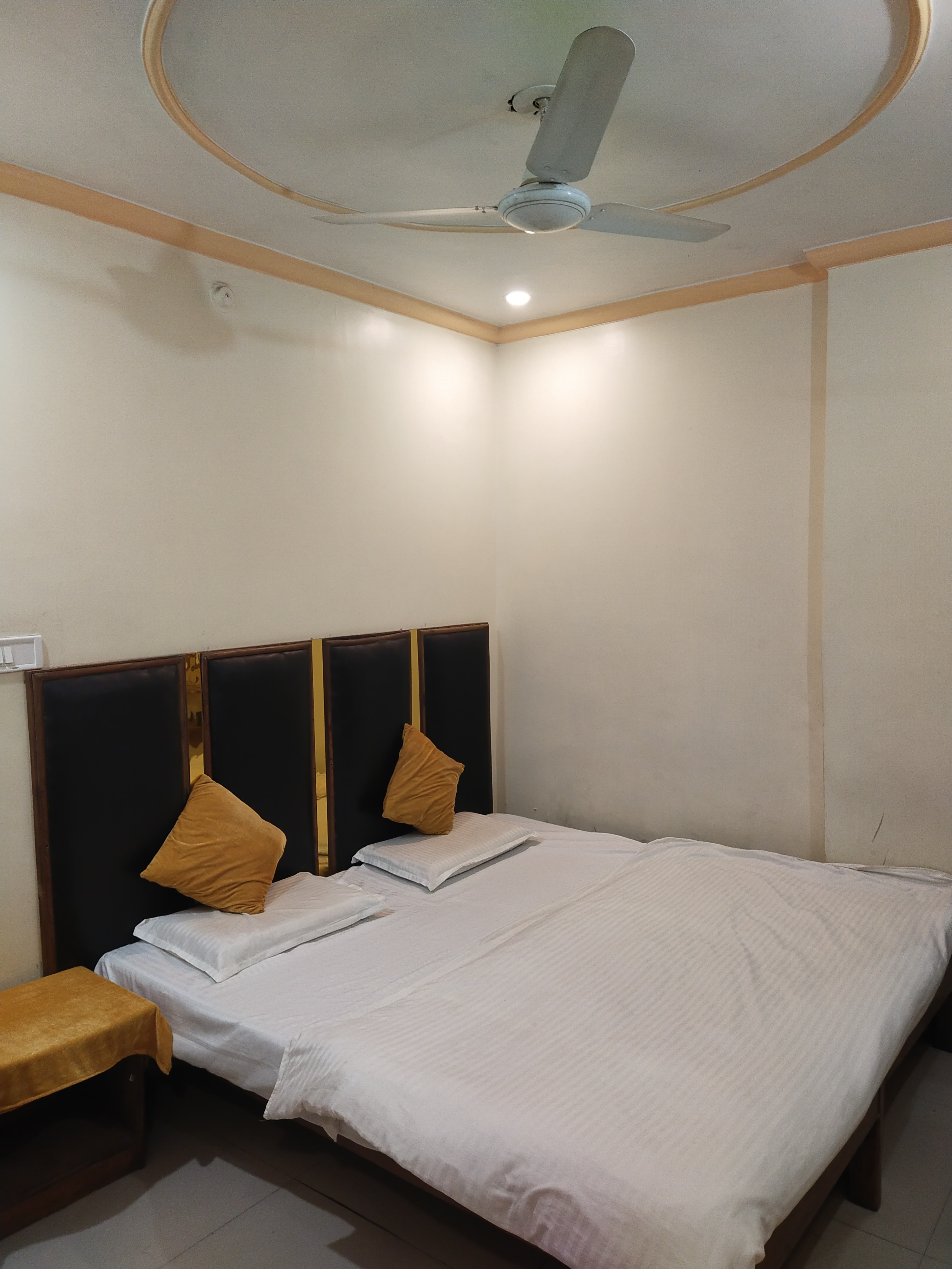 Hotel Balaji - Tap to explore photos