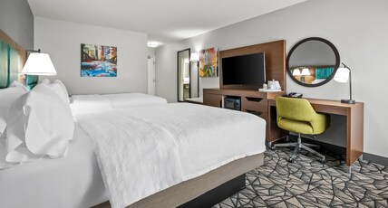 Hampton Inn by Hilton Bloomington West Room Type - 2 QN BDS W SOFABED NOSMOK
