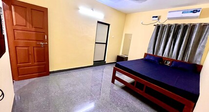 Reshmi Residency Room Type - Deluxe Room