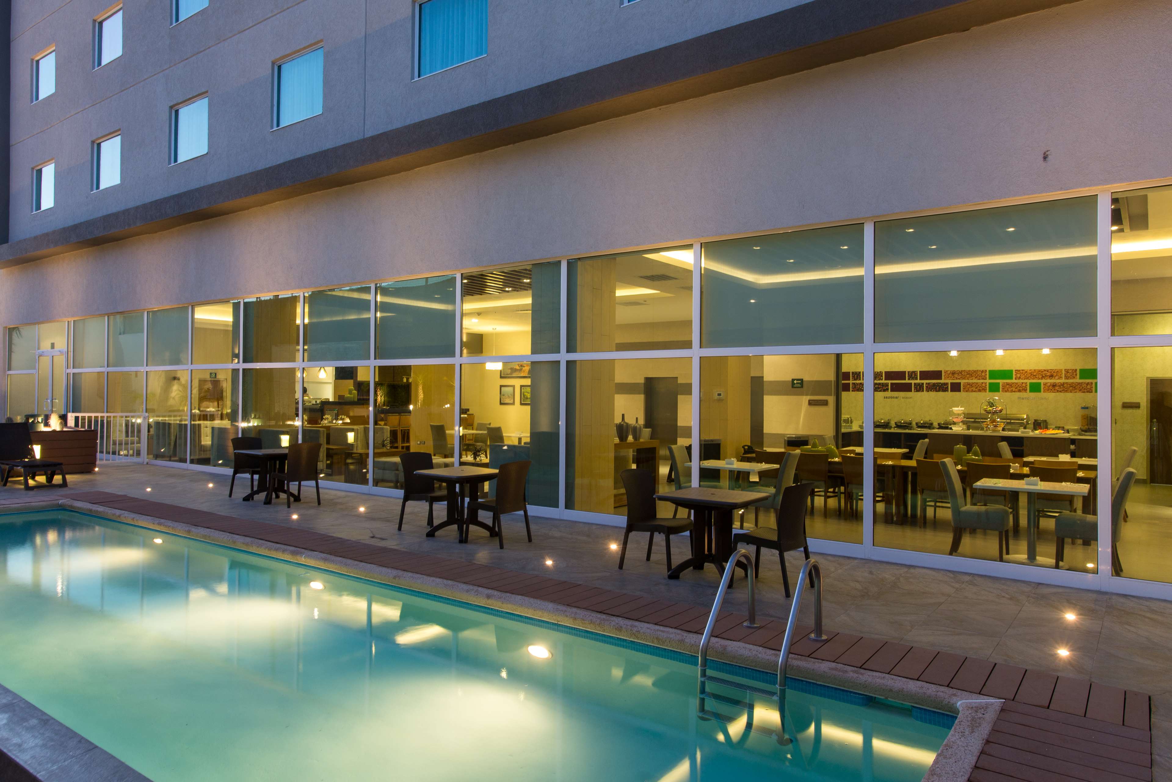Hampton Inn by Hilton Hermosillo, Mexico - Tap to explore photos