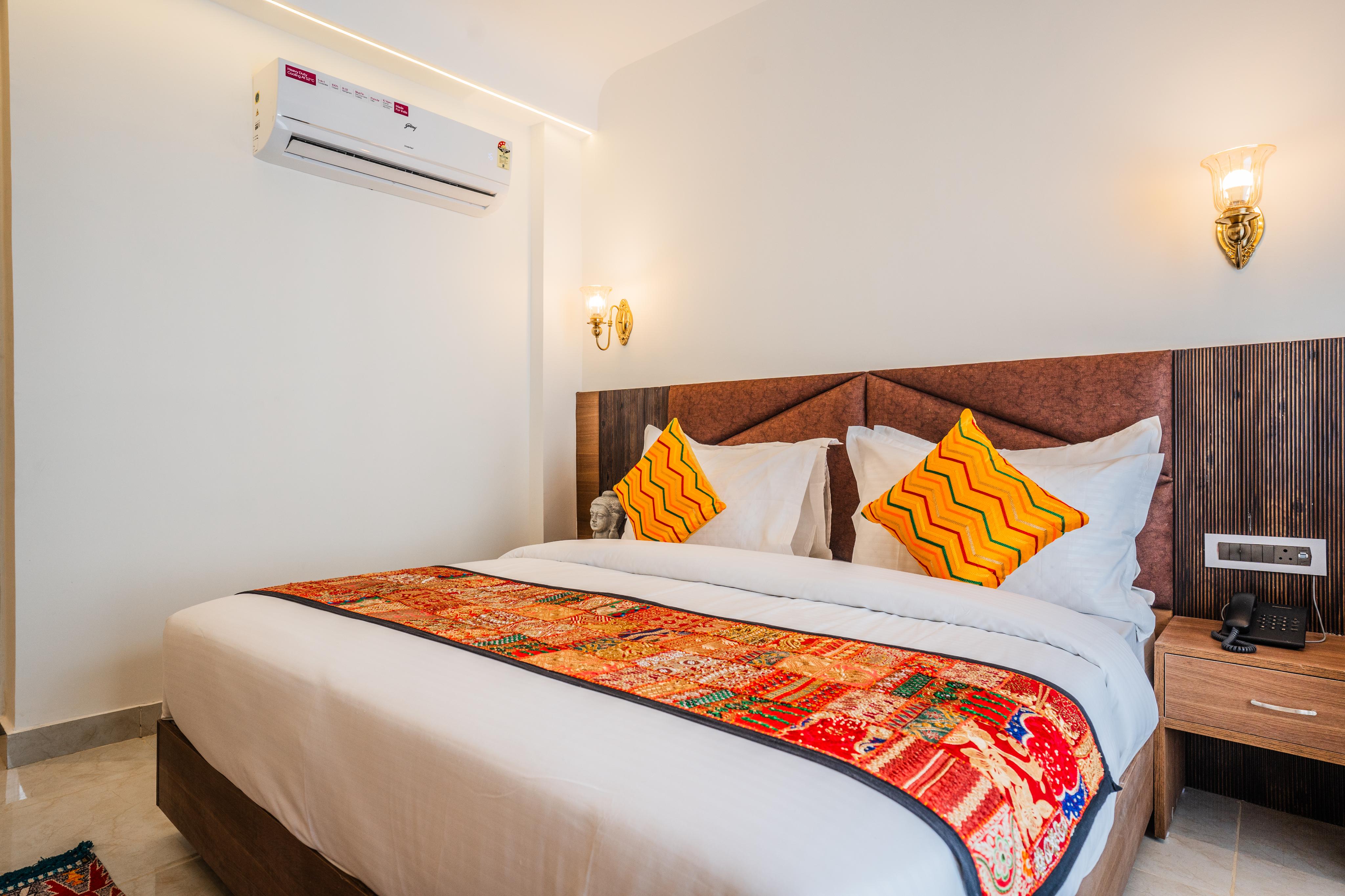 Tripli Hotels Ganga Heaven Rishikesh - Laxman Jhula - Tap to explore photos