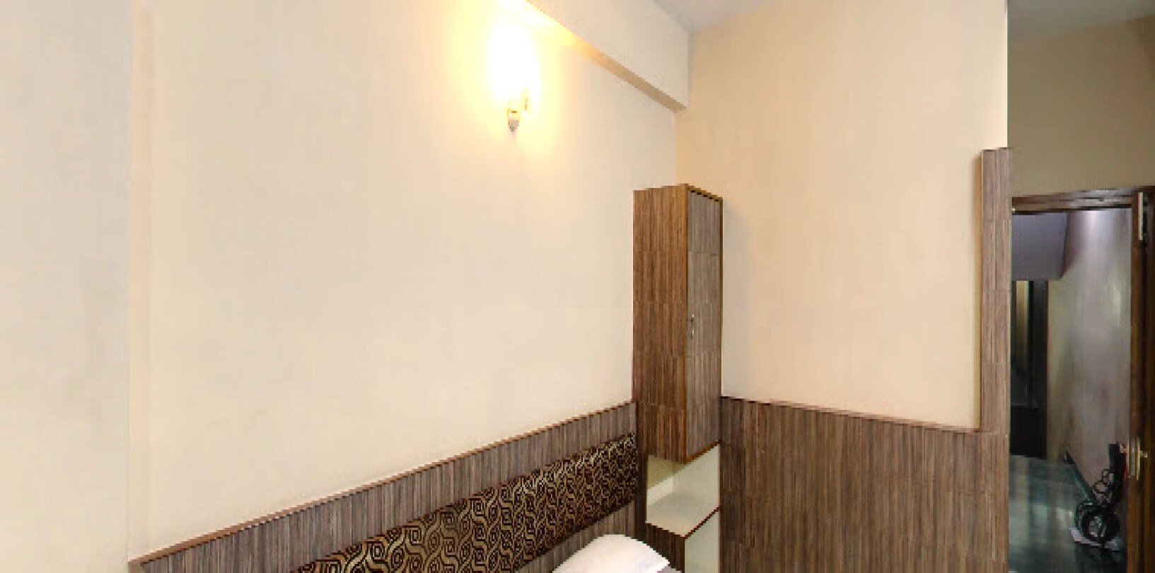 Hotel Balajee - Tap to explore photos