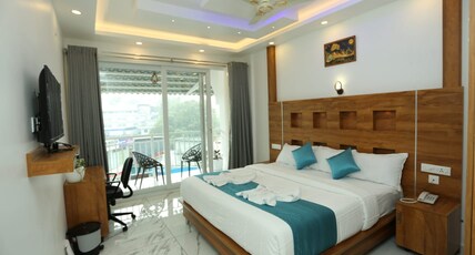 Cloud Bed Holidays Room Type - Double Room with Balcony AC