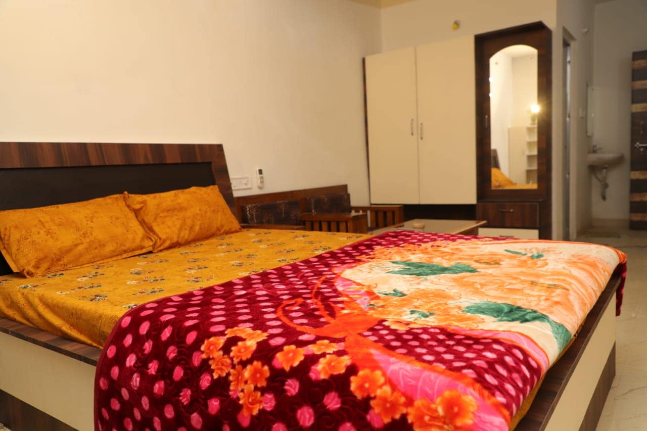 DUTTA GUEST HOUSE - Tap to explore photos