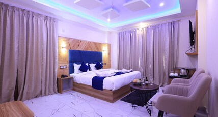 Hotel JS Villa Room Type - Premium Room