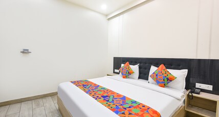 FabHotel The Rolex Grand - Yatharth Super Speciality Hospital, Sector 20 Room Type - Deluxe Room